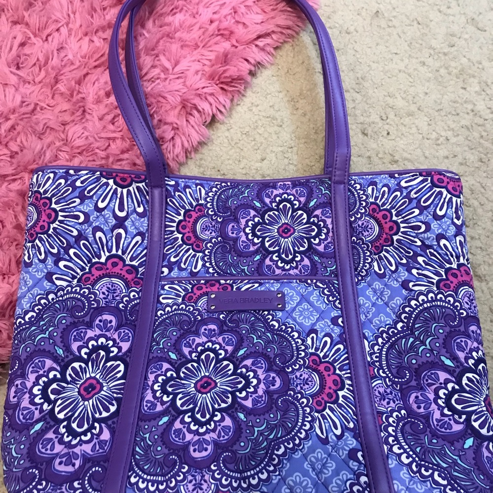 Vera Bradley Small Trimmed Vera Lilac Tapestry
